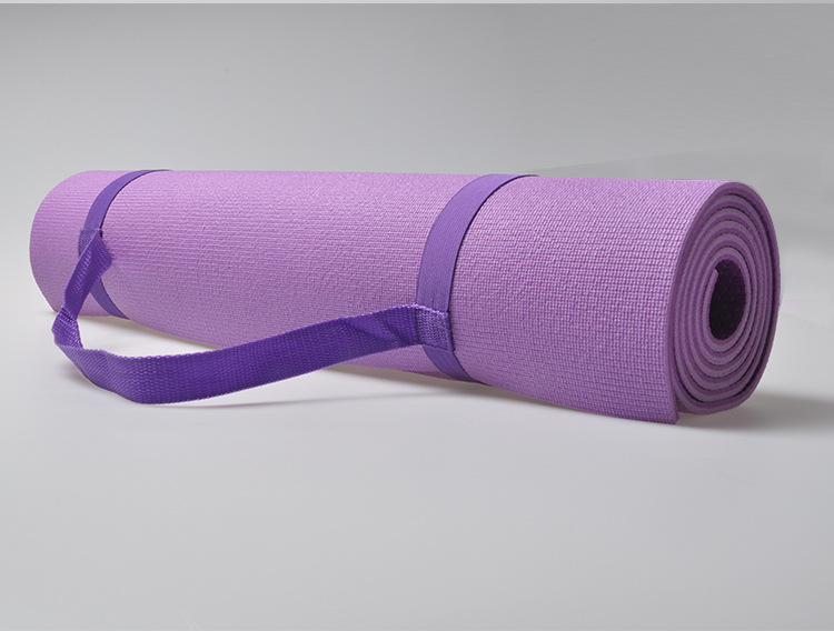 How to use strap to carry a yoga mat
